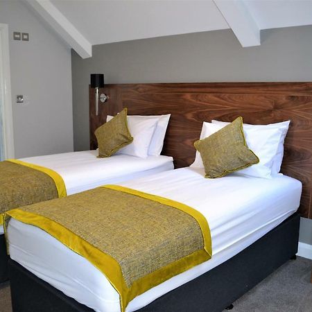 New Park Hotel Кармартен Екстер'єр фото